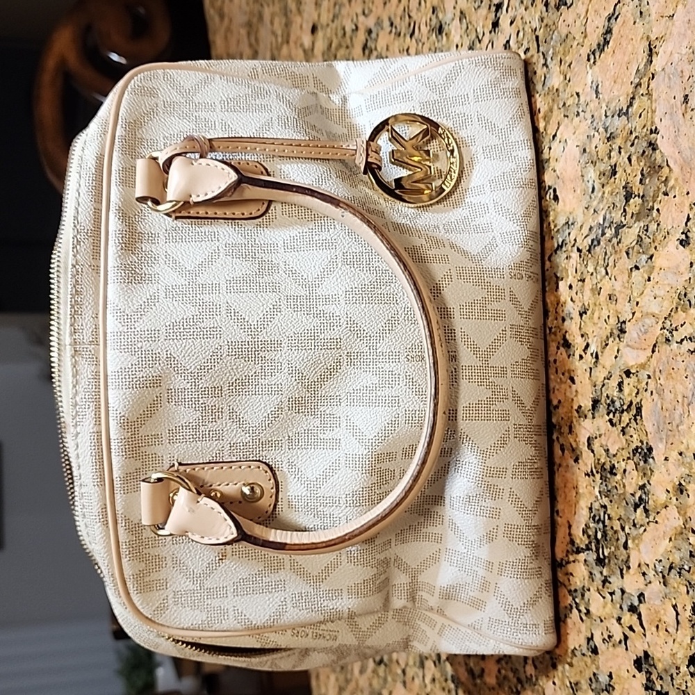 Michael Kors Handbag and wallet combo